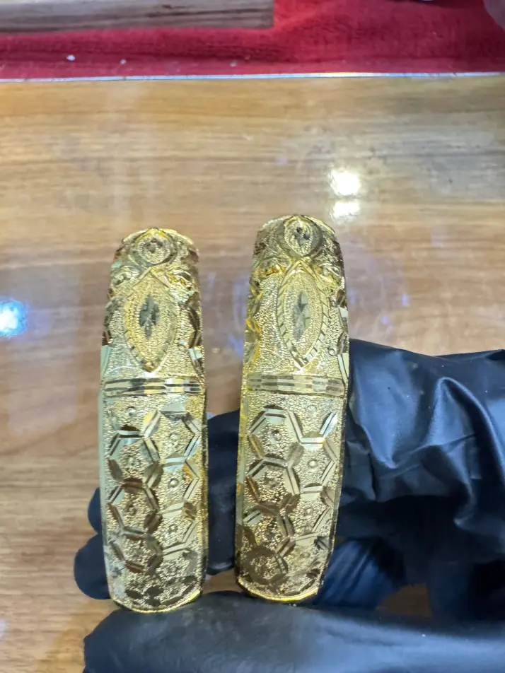 BANGLE FOR LADIES (1GM GOLD FORMING BANGLES)